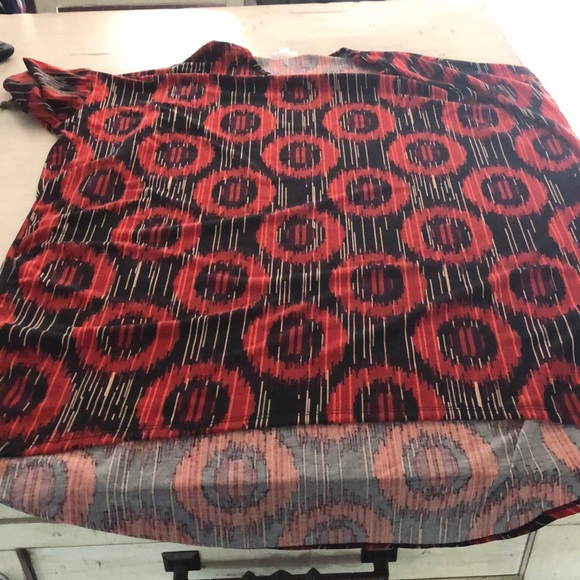 Lularoe top - Picture 4 of 4